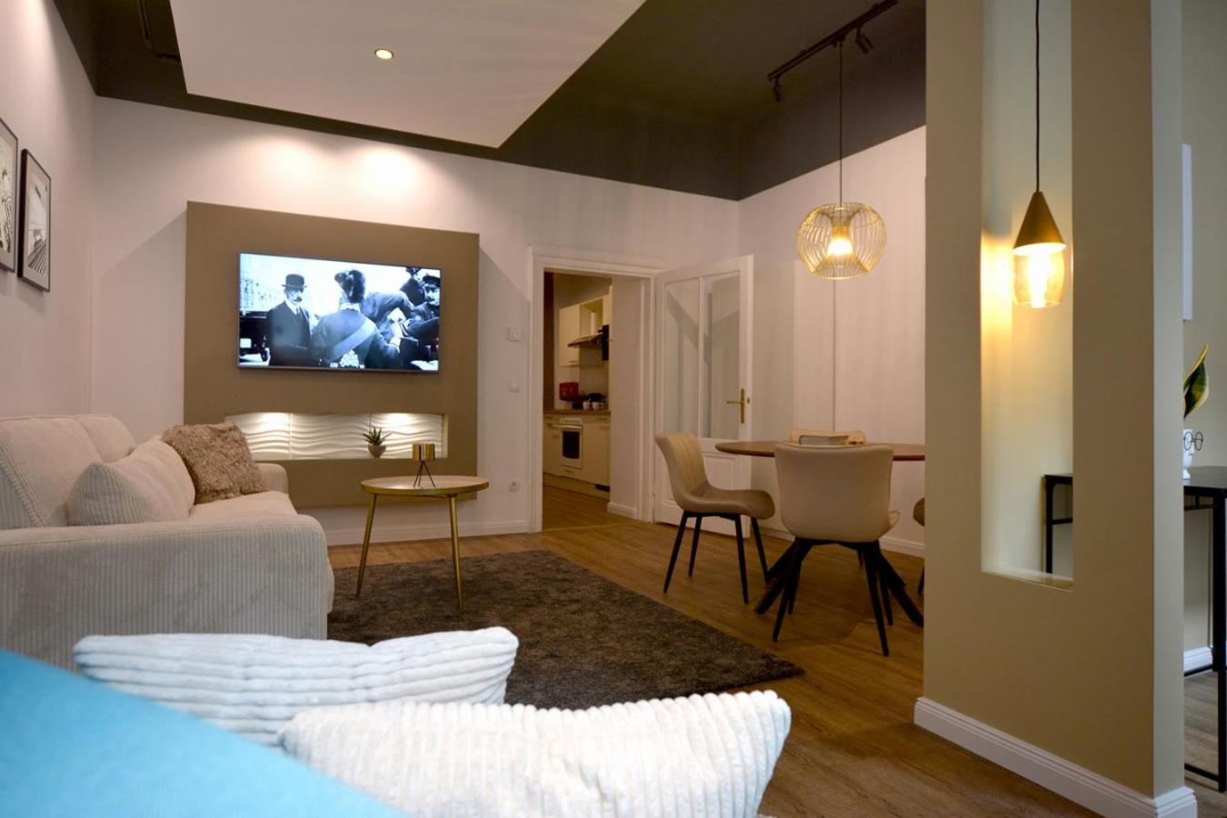 Apartment Meetsleopold